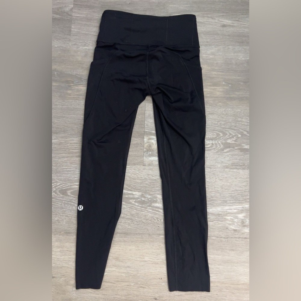 LULULEMON LEGGINGS High rise WITH POCKETS Fast and Free 25”